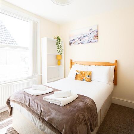 4 Bed Rooms 5 Double Beds Holidays House Near Train Station Plymouth Ngoại thất bức ảnh