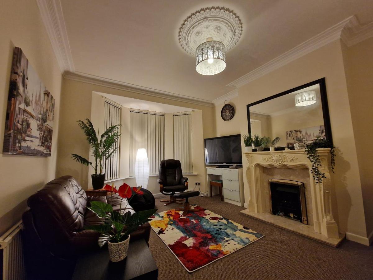 4 Bed Rooms 5 Double Beds Holidays House Near Train Station Plymouth Ngoại thất bức ảnh