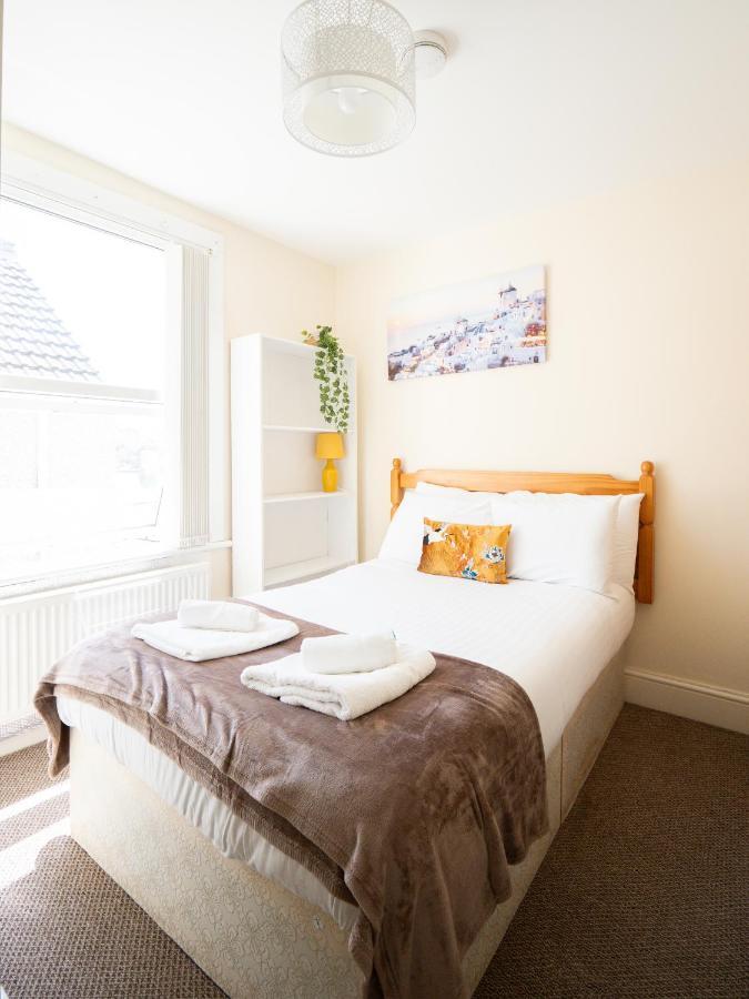 4 Bed Rooms 5 Double Beds Holidays House Near Train Station Plymouth Ngoại thất bức ảnh